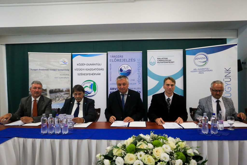 kép az aláírásról