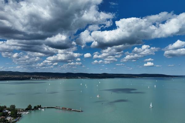 tájkép a Balatonról