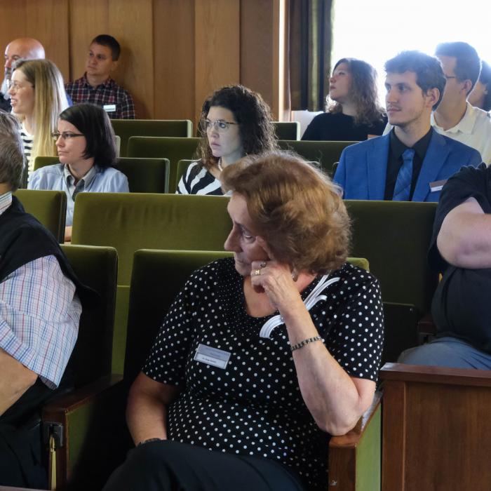 konferencia